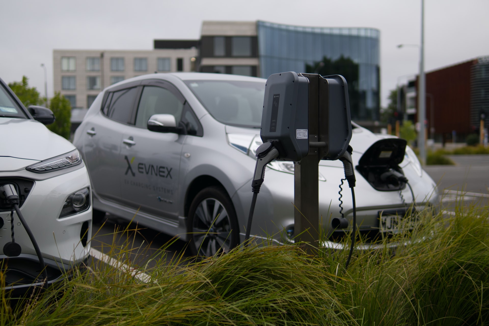What Are the Best Federal Tax Credits for EV Charging Stations? | BizReps